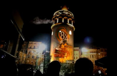 Galata Kulesi'nden İstanbul'a deodorant püskürtüldü!