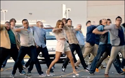 FIAT JLo Commercial