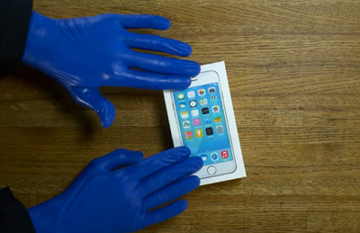Blue Man Group Unboxing the iPhone 6