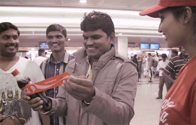 Coca-Cola Taking Home Happiness #WishUponACoke