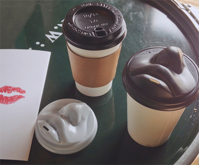 Coffee Lid Take Kiss Out