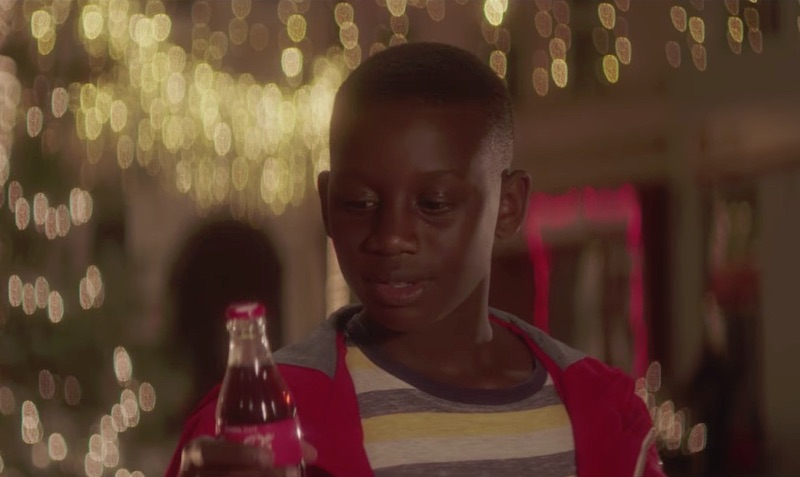 Neste Natal, agradeça com Coca-Cola