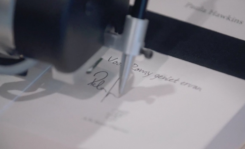 The impossible signing sessions by Bol.com