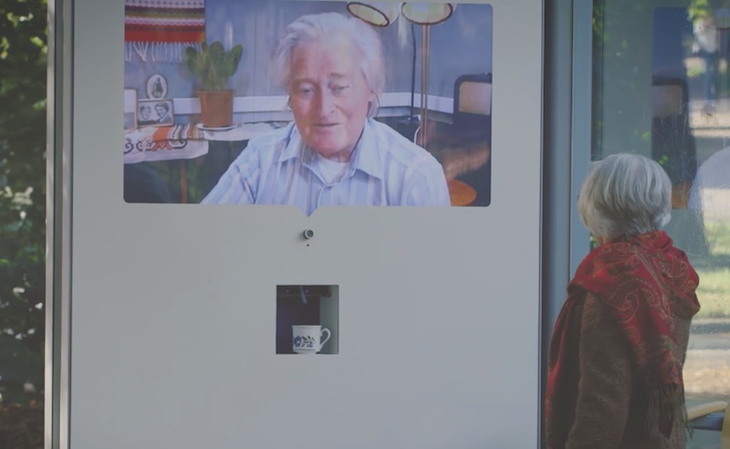 Frivillig.no live stream bus shelter invites for coffee and a chat