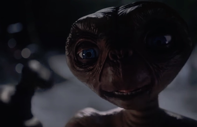 Sky Christmas Ad 2019 | E.T. Came Home For Christmas 🎄☝️