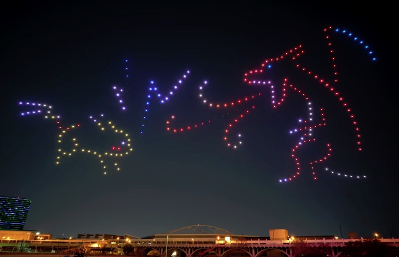 Pikachu vs Charizard IN REAL LIFE