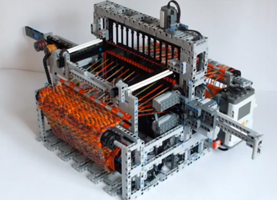 LEGO Loom Machine