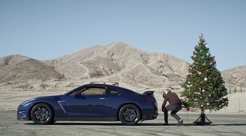 Undecorating the Tree with a Nissan GT-R