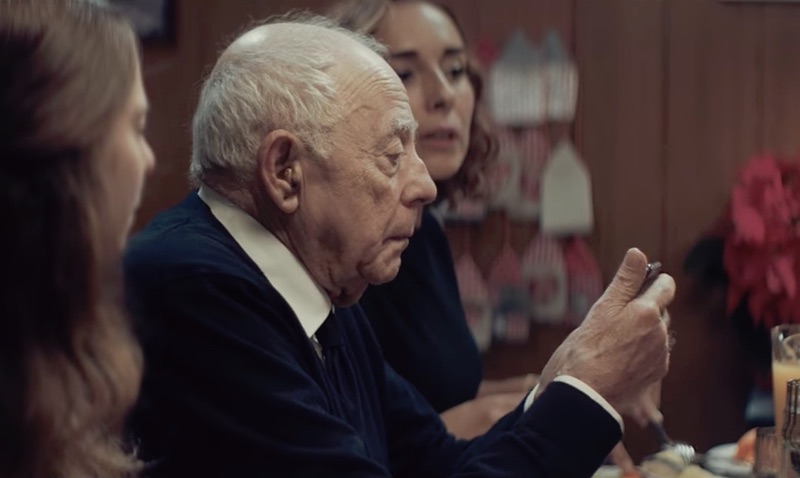 Vodafone Portugal Christmas advert 2016 - Grandfather