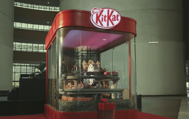 The Slooowest Vending Machine In The World